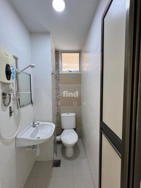 Condominium for Rent at Azuria Condominium - Jey Ong - Bathroom - PropertyGuru.com.my