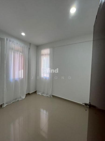 Condominium for Rent at Azuria Condominium - Jey Ong - Interior - PropertyGuru.com.my