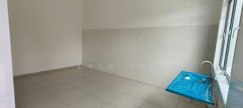 Flat for Sale at Taman Flora Heights - Eric Foo - Kitchen - PropertyGuru.com.my