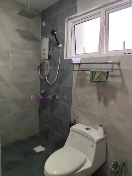 Service Residence for Rent at Pinnacle Tower - Danny Yap - Bathroom - PropertyGuru.com.my
