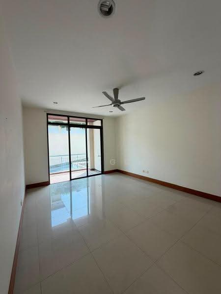 Rumah Berkembar untuk Dijual di Batu Uban (Gelugor) - CK Goh - Living Room - PropertyGuru.com.my