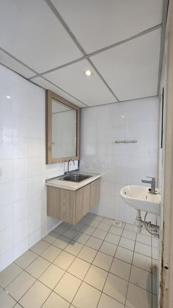 Shop / Office for Rent in Jalan Klang Lama (Old Klang Road) (Kuala Lumpur) - Dylan Kwan - PropertyGuru.com.my