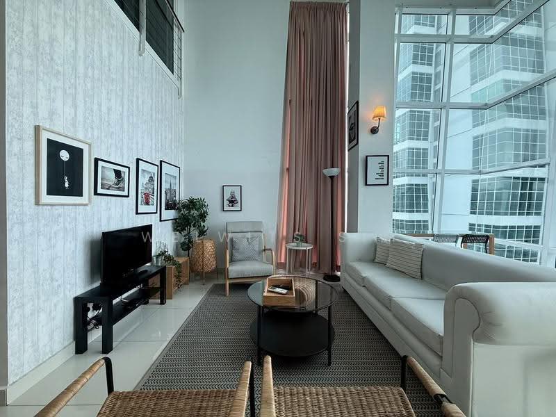 Kediaman Servis untuk Dijual di Maritime Suite - Welwits Sim - Living Room - PropertyGuru.com.my