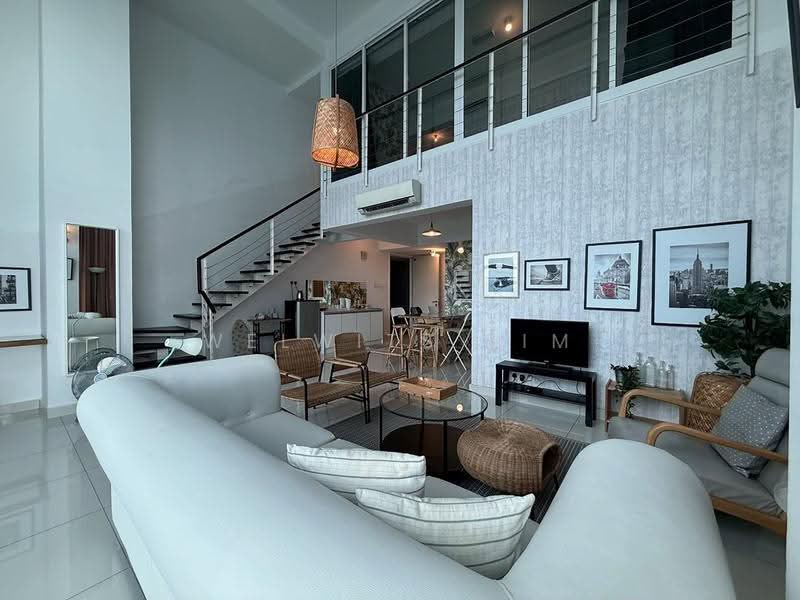 Kediaman Servis untuk Dijual di Maritime Suite - Welwits Sim - Living Room - PropertyGuru.com.my