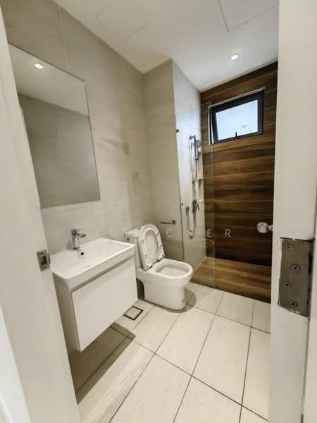 Kediaman Servis untuk Disewa di UNIO Residence - Bing Cher - Bathroom - PropertyGuru.com.my