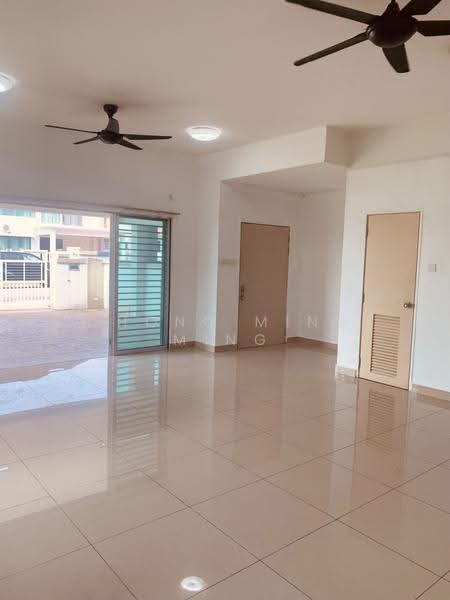 2-storey Terraced House for Rent in Seremban 2 (Seremban) - Chong Ming Ming - Living Room - PropertyGuru.com.my