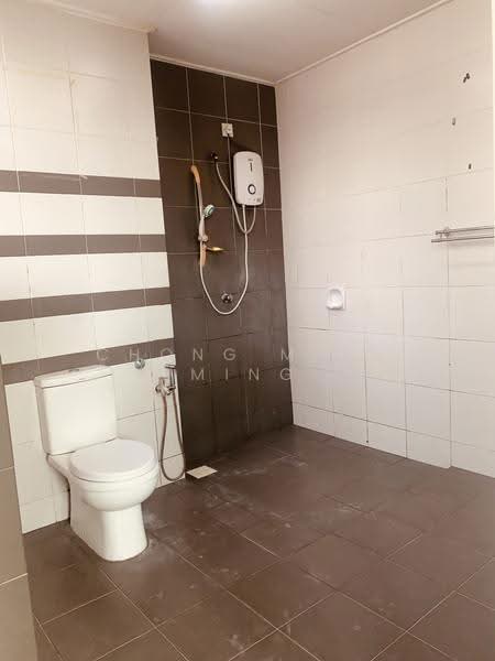 2-storey Terraced House for Rent in Seremban 2 (Seremban) - Chong Ming Ming - Bathroom - PropertyGuru.com.my