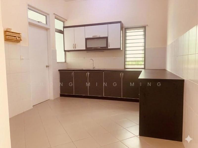 2-storey Terraced House for Rent in Seremban 2 (Seremban) - Chong Ming Ming - Kitchen - PropertyGuru.com.my
