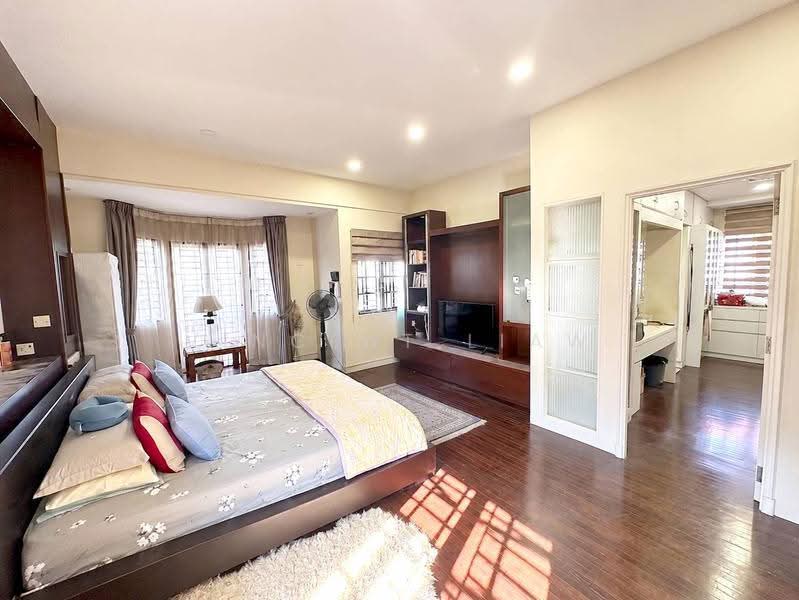 Bungalow House untuk Dijual di Sunway Damansara (Kota Damansara) - Vincent Liaw - Master Bedroom - PropertyGuru.com.my