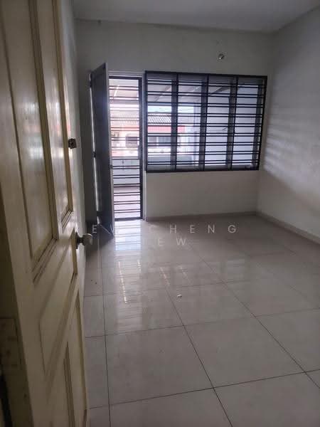 2-storey Terraced House for Sale in Taman Pelangi (Johor Bahru) - Yew Cheng Liew - Interior - PropertyGuru.com.my