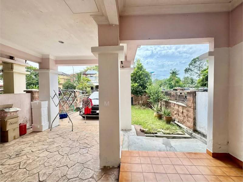 2-storey Terraced House for Sale in Bukit Jelutong (Shah Alam) - Idham Yusof - Exterior - PropertyGuru.com.my