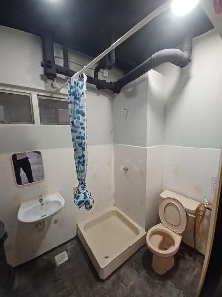 Condominium for Sale at Kyoto Gardens Condominiums - Saiful Azuan - Bathroom - PropertyGuru.com.my