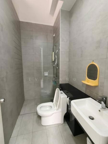 Terraced House for Sale in Johor Bahru (Johor) - Eve Pang - Bathroom - PropertyGuru.com.my