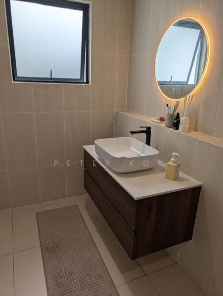 Bungalow House for Rent in Seksyen 5 (Petaling Jaya) - Peter Kok - Attached Master Bathroom - PropertyGuru.com.my