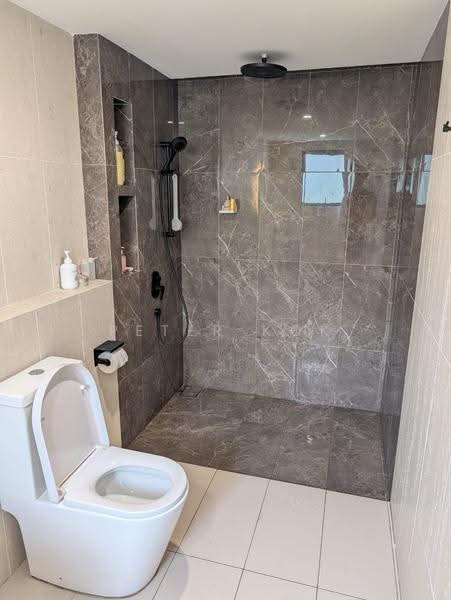 Bungalow House for Rent in Seksyen 5 (Petaling Jaya) - Peter Kok - Bathroom - PropertyGuru.com.my