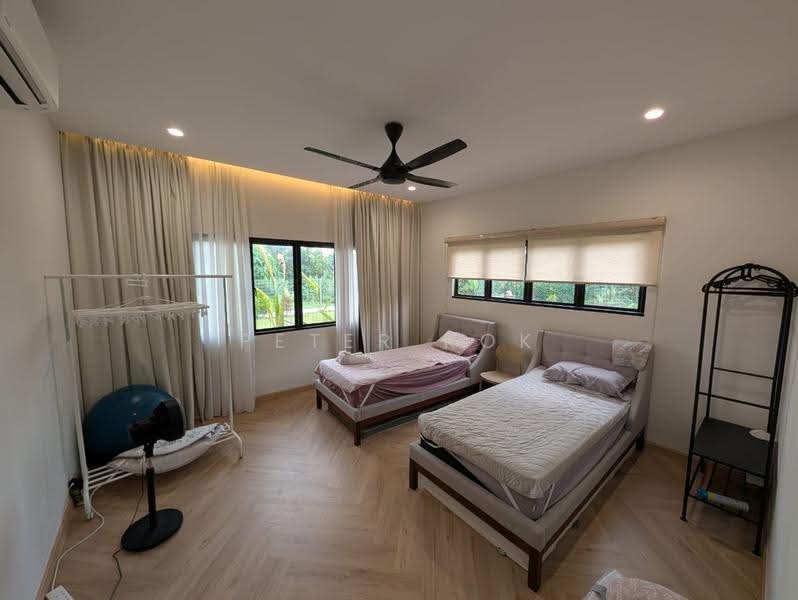 Bungalow House for Rent in Seksyen 5 (Petaling Jaya) - Peter Kok - 2nd Bedroom - PropertyGuru.com.my