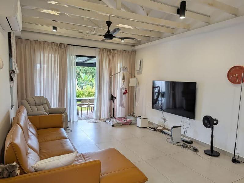 Bungalow House for Rent in Seksyen 5 (Petaling Jaya) - Peter Kok - Living Room - PropertyGuru.com.my
