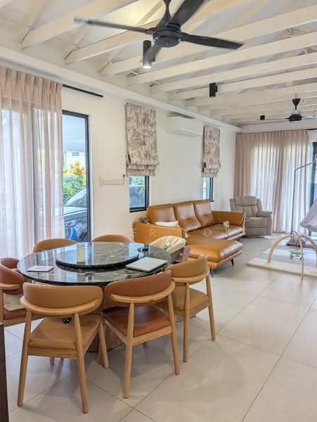 Bungalow House for Rent in Seksyen 5 (Petaling Jaya) - Peter Kok - Living Dining Area - PropertyGuru.com.my