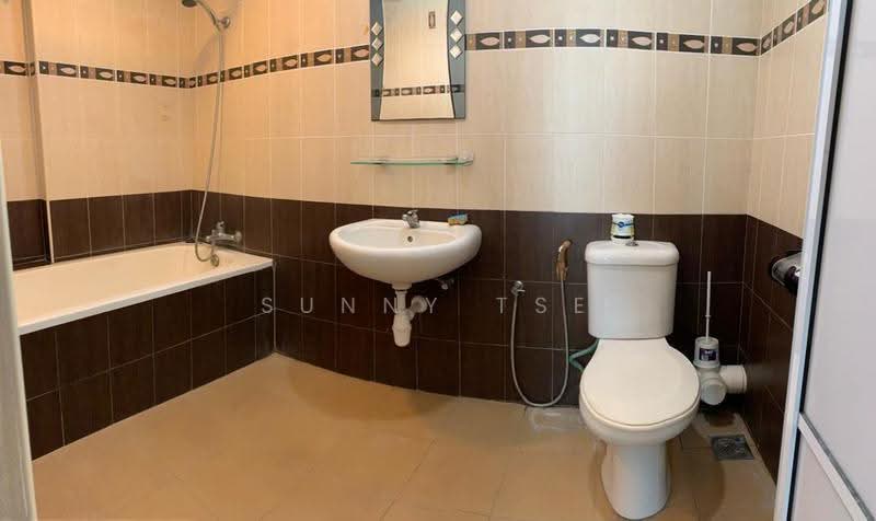 Condominium for Sale at Putra Place Condominium - Sunny Tse - Bathroom - PropertyGuru.com.my