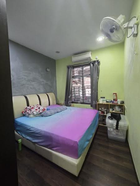 Rumah Teres 1-Tingkat untuk Disewa di Taman Setia Indah (Tebrau) - Jessica Ma - Bedroom - PropertyGuru.com.my