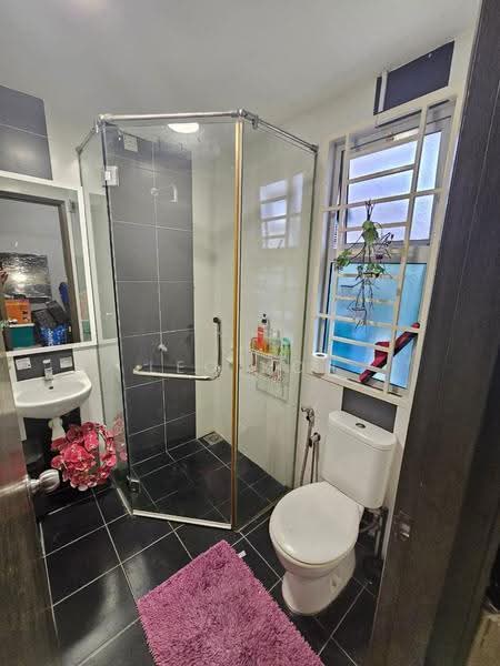 2-storey Terraced House for Sale in Denai Alam (Shah Alam) - Leo Koh - Bathroom - PropertyGuru.com.my