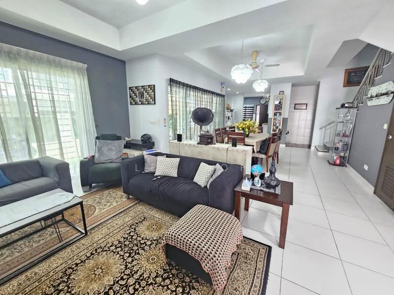 2-storey Terraced House for Sale in Denai Alam (Shah Alam) - Leo Koh - Living Room - PropertyGuru.com.my