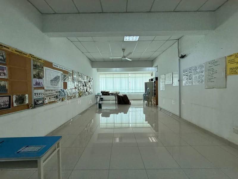 Shop / Office for Sale in Setapak (Kuala Lumpur) - Ashraff Daniel - Corridor - PropertyGuru.com.my