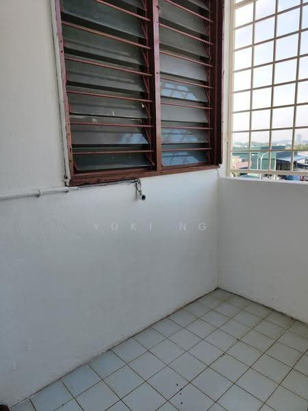 Flat for Rent at Subang Perdana Goodyear Court 10 - Yuki Ng - Balcony - PropertyGuru.com.my