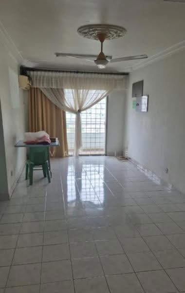 Kondominium untuk Dijual di Idaman Sutera - Valerie Ng - Living Room - PropertyGuru.com.my