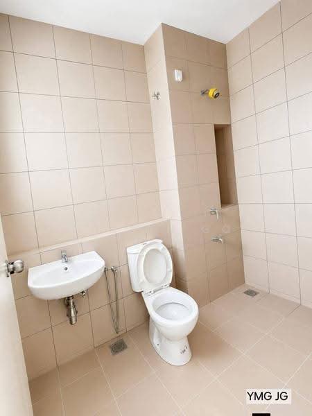 2-storey Terraced House for Sale in Bukit Raja (Selangor) - Darren Go - Bathroom - PropertyGuru.com.my