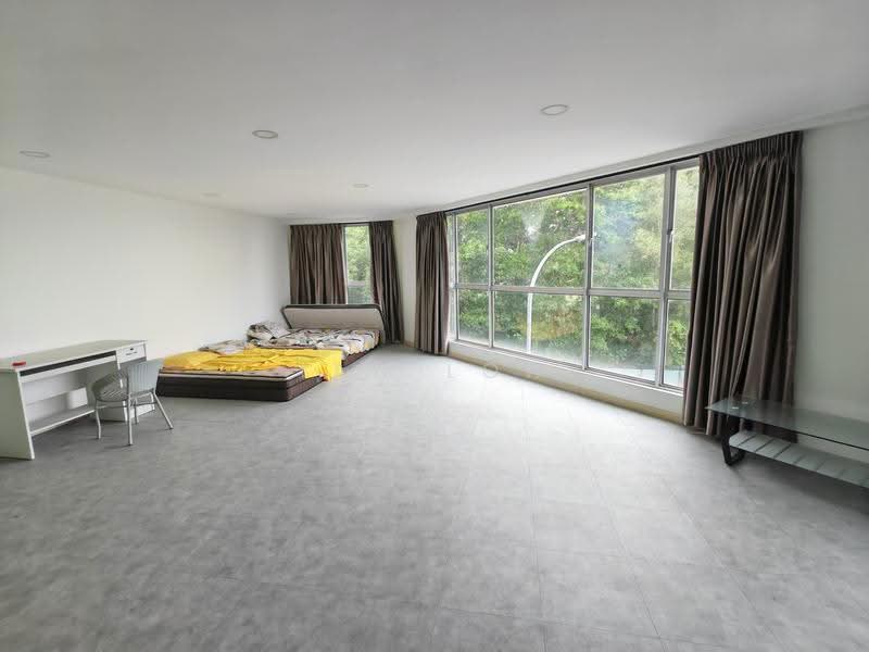 Shop / Office untuk Dijual di Kajang (Selangor) - Ian Loh - Bedroom - PropertyGuru.com.my