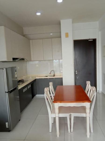 Kondominium untuk Disewa di Bay Point @ Country Garden Danga Bay - Daniel Tey - Kitchen - PropertyGuru.com.my