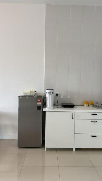 Kondominium untuk Disewa di Evoke Residence - Lewis Beh - Kitchen - PropertyGuru.com.my