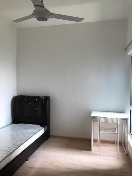 Condominium for Sale at The Holmes 1 - Wey Lee - Bedroom - PropertyGuru.com.my