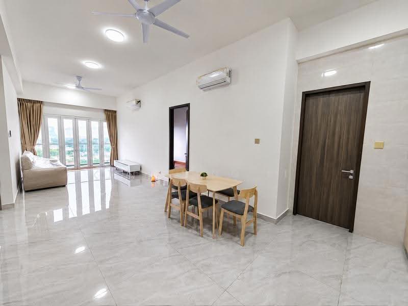 Kondominium untuk Dijual di Codrington Residence - Tan Jing Yi - Living Room - PropertyGuru.com.my