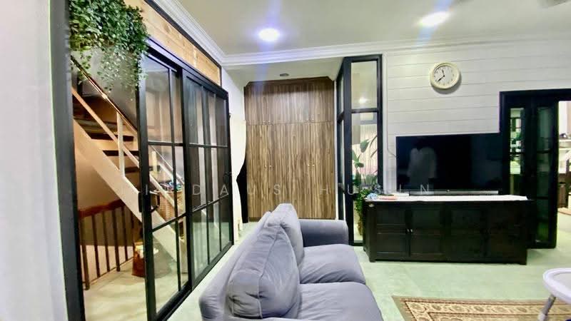Bungalow House untuk Dijual di Bandar Tun Razak (Cheras) - Firdaus Husin - Living Room - PropertyGuru.com.my