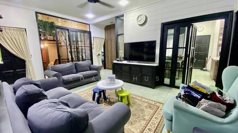 Bungalow House untuk Dijual di Bandar Tun Razak (Cheras) - Firdaus Husin - Living Room - PropertyGuru.com.my