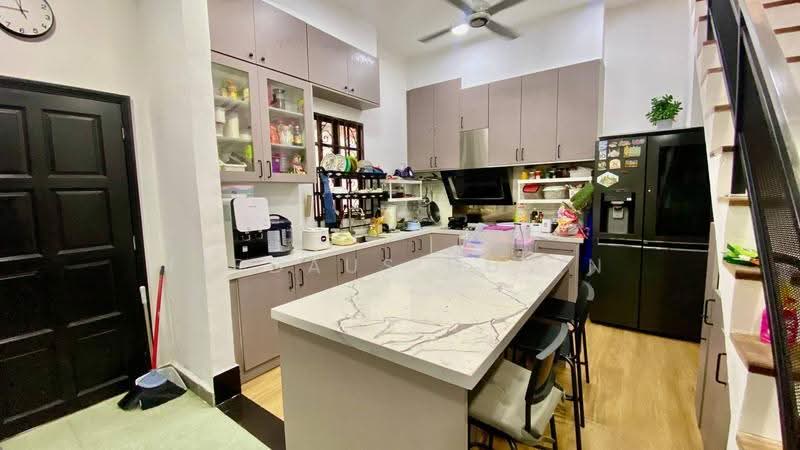 Bungalow House untuk Dijual di Bandar Tun Razak (Cheras) - Firdaus Husin - Kitchen - PropertyGuru.com.my