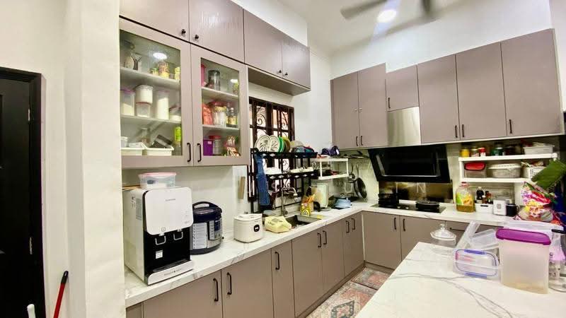 Bungalow House untuk Dijual di Bandar Tun Razak (Cheras) - Firdaus Husin - Kitchen - PropertyGuru.com.my