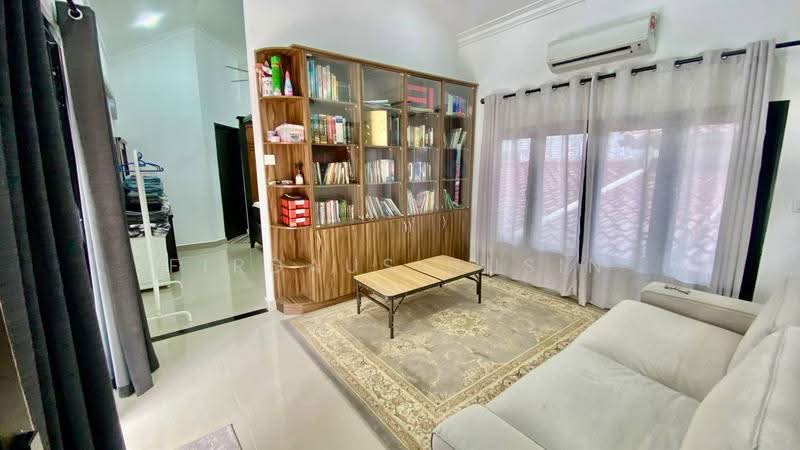 Bungalow House untuk Dijual di Bandar Tun Razak (Cheras) - Firdaus Husin - Living Room - PropertyGuru.com.my