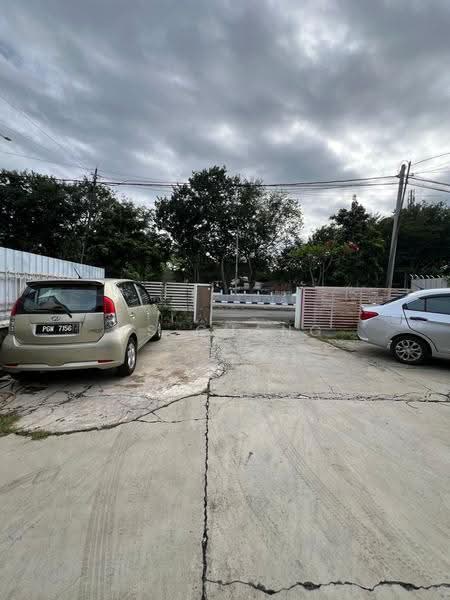 Rumah Berkembar untuk Dijual di George Town (Penang) - Ms Chang - Exterior - PropertyGuru.com.my