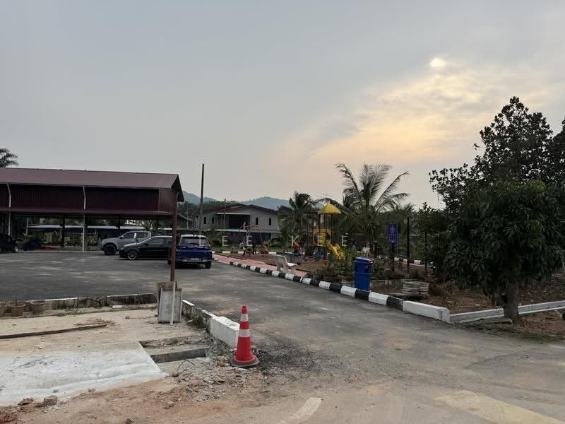 Rumah Teres 2-Tingkat untuk Dijual di Sri Medan (Yong Peng) - Lee Kee - Exterior - PropertyGuru.com.my