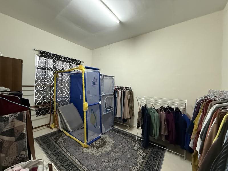 Rumah Teres 2-Tingkat untuk Dijual di Sri Medan (Yong Peng) - Lee Kee - Interior - PropertyGuru.com.my
