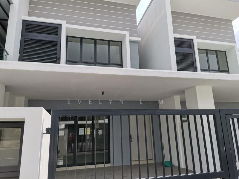 2-storey Terraced House for Sale in Bandar Rimbayu (Telok Panglima Garang) - Evelyn Lim - Exterior - PropertyGuru.com.my