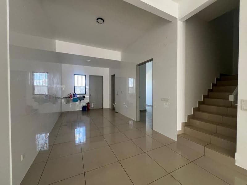 2-storey Terraced House for Sale in Bandar Rimbayu (Telok Panglima Garang) - Evelyn Lim - Kitchen - PropertyGuru.com.my