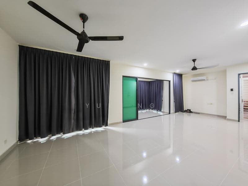 Kondominium untuk Disewa di Alam Desa @ Park Village - Yuki Ng - Living Room - PropertyGuru.com.my
