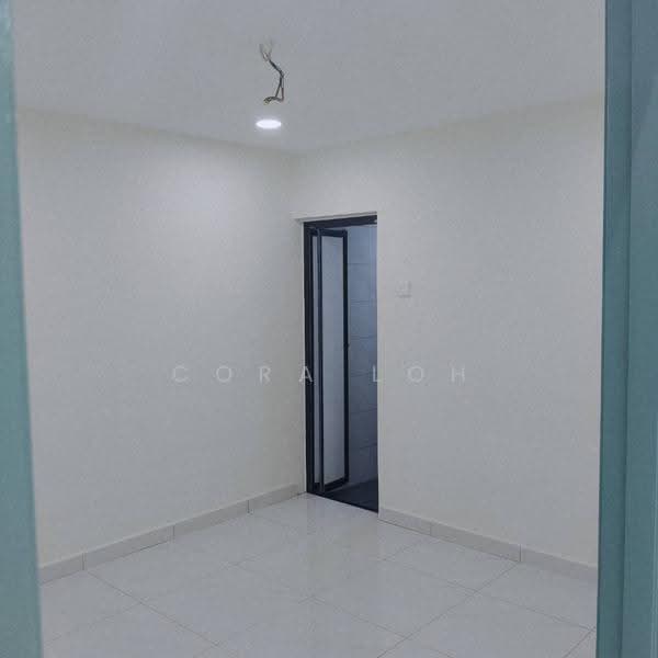 1-storey Terraced House for Sale in Taman Desa Rahmat (Tampoi) - Cora Loh - Interior - PropertyGuru.com.my