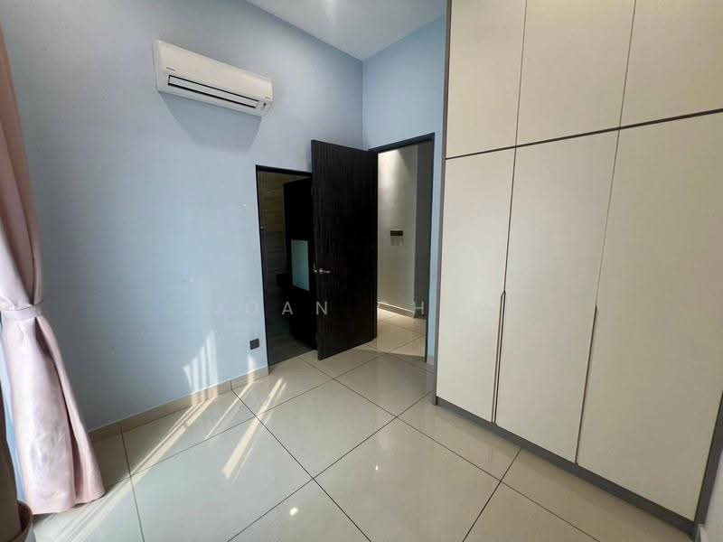Rumah Kluster untuk Dijual di Skudai (Johor) - Joan Chia - Bedroom - PropertyGuru.com.my
