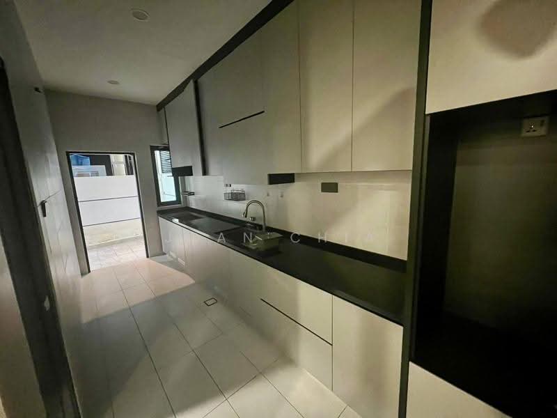 Rumah Kluster untuk Dijual di Skudai (Johor) - Joan Chia - Kitchen - PropertyGuru.com.my