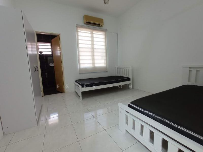 Rumah Teres 2-Tingkat untuk Dijual di Senawang (Negeri Sembilan) - Ester Poh. - Bedroom - PropertyGuru.com.my